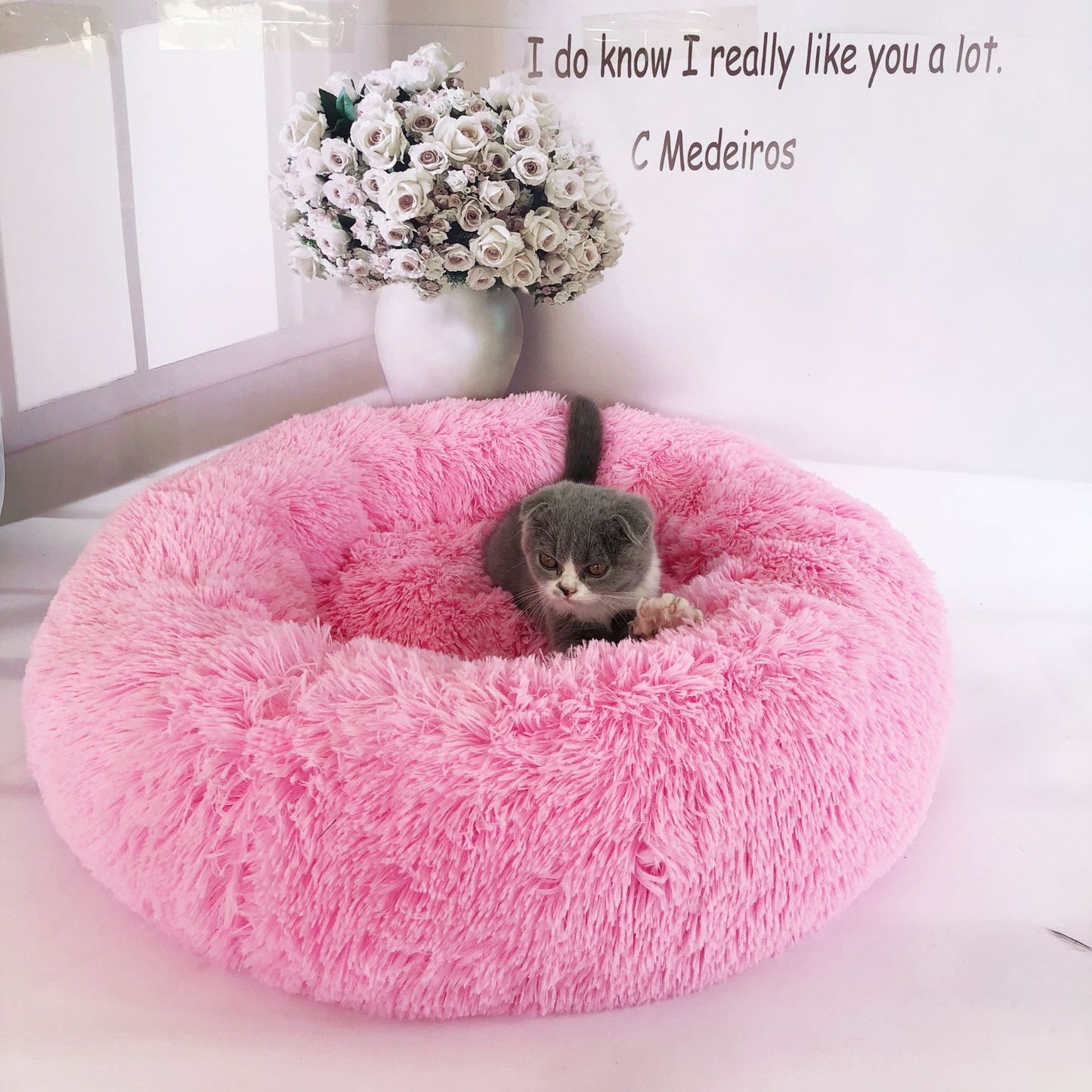 Plush Round Pet Bed — Fluffy Donut Bed with Removable Washable Cover